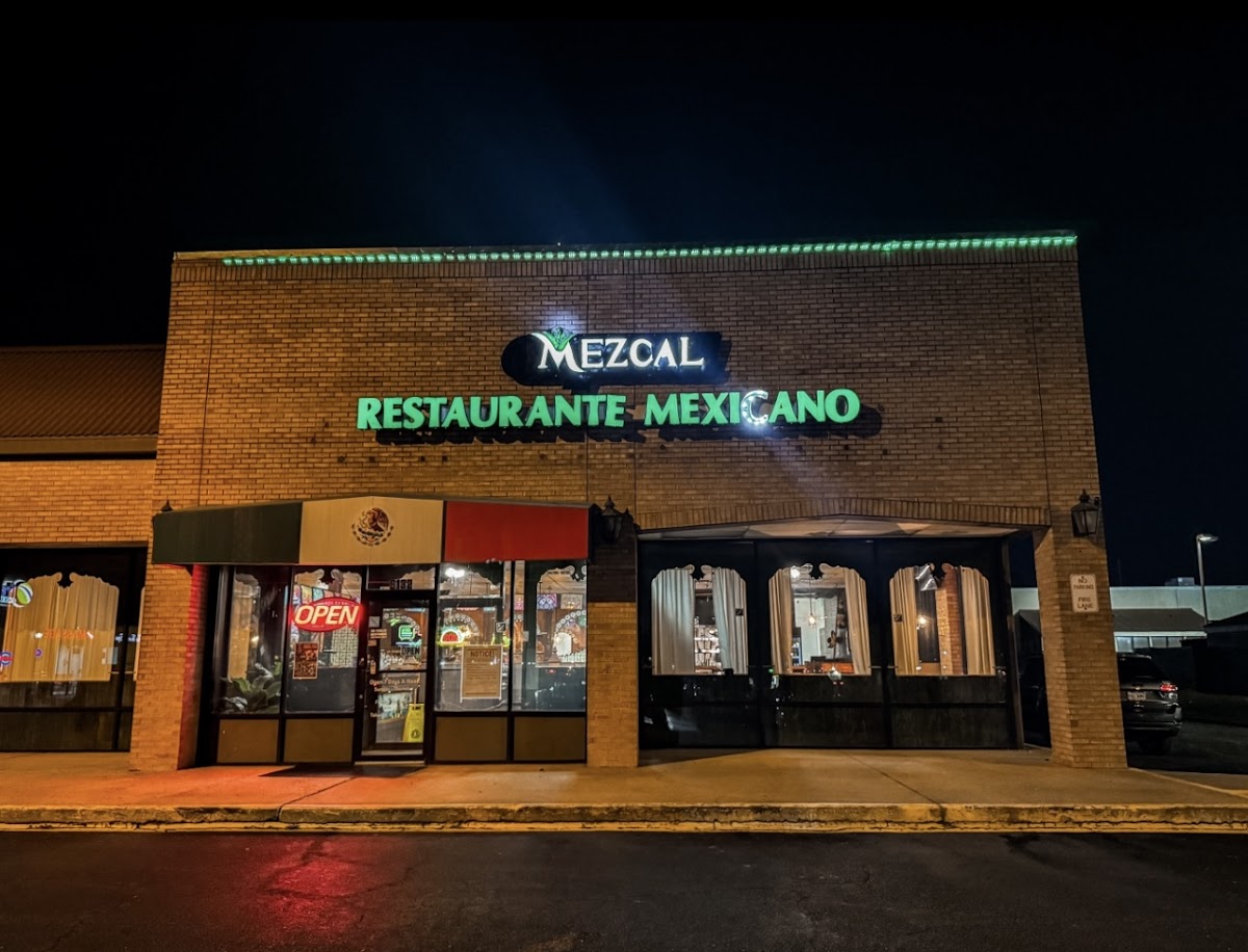 El Mezcal Auténtic Mexican Restaurant